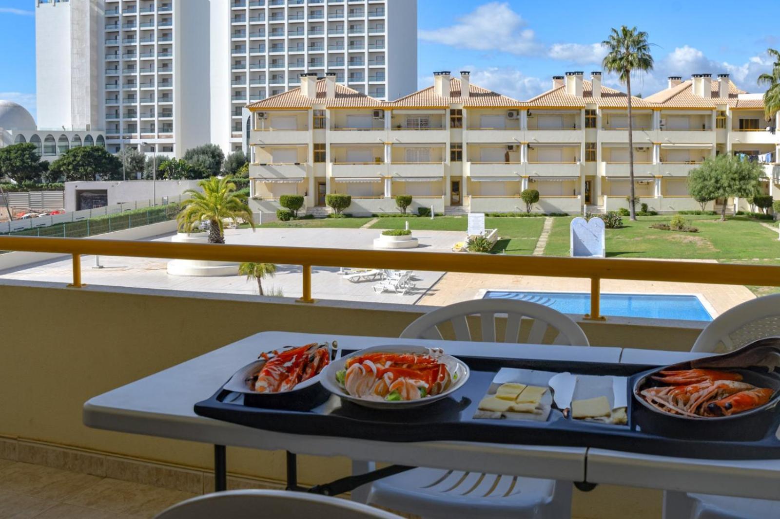 Vila Atlantida - Vilamoura-Quarteira Holiday Home - Beach At 250 Mts Екстериор снимка