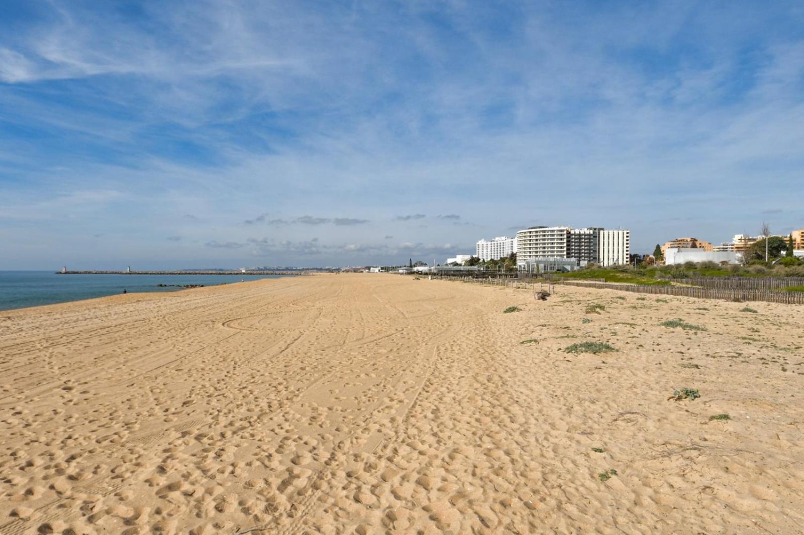 Vila Atlantida - Vilamoura-Quarteira Holiday Home - Beach At 250 Mts Екстериор снимка